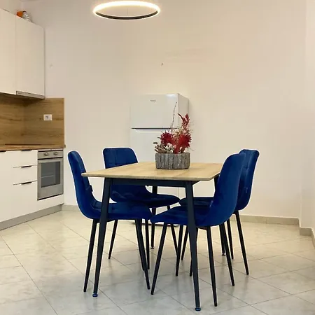 Ina Apartman