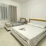Apartamento Ina Golem (Tirana)
